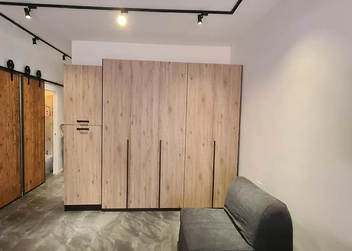 Valentino Guest House